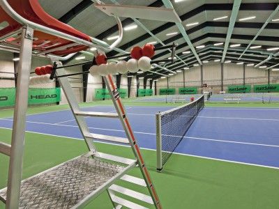 Dansk Halbyggeri bliver anlægspartner for Dansk Tennis Forbund