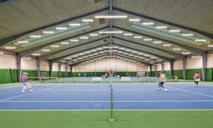 Dansk Halbyggeri officiel anlaegspartner for Dansk Tennis Forbund Humlebaek Idraetscenter Tennishal 1