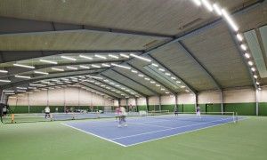 Humlebaek-Idraetscenter-Tennishallen