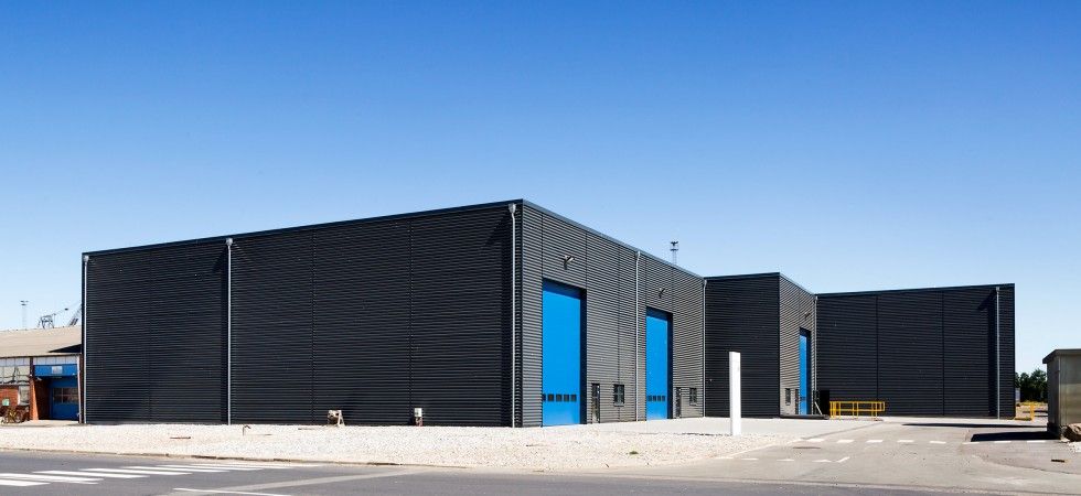 Industrihaller Vaerkstedshaller Lindoe Port of Odense Dansk Halbyggeri 3